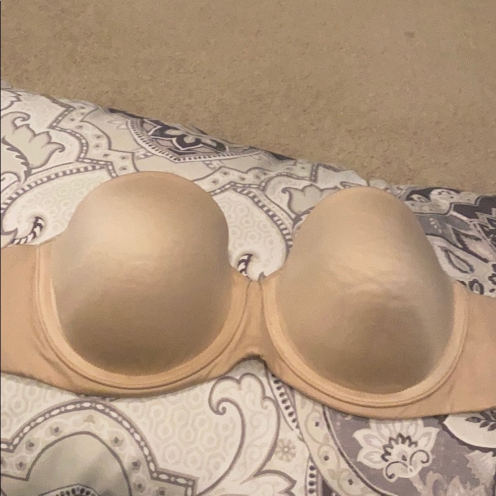 Strapless bra